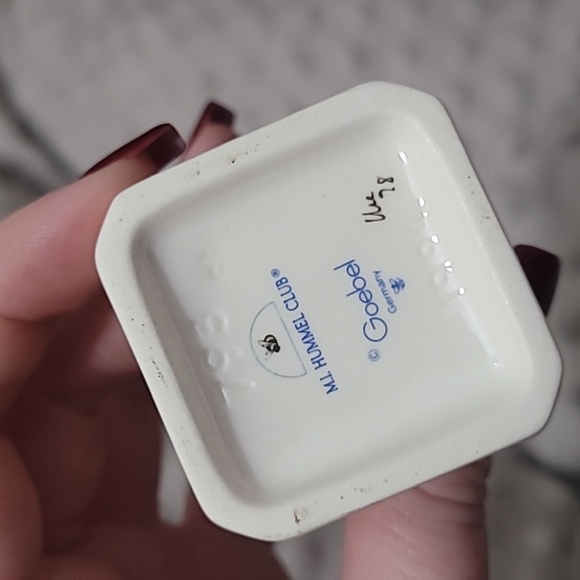 Herzlich willkommen forever yours vintage goebel Hummel 793 1994 - Picture 10 of 16